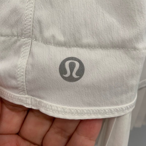 Lululemon City Sky Run By Skirt in white. Size 10 - Picture 7 of 8